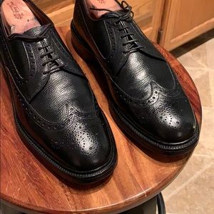 Allen Edmonds 8.5D Black MacNeil Wingtip Derby’s
